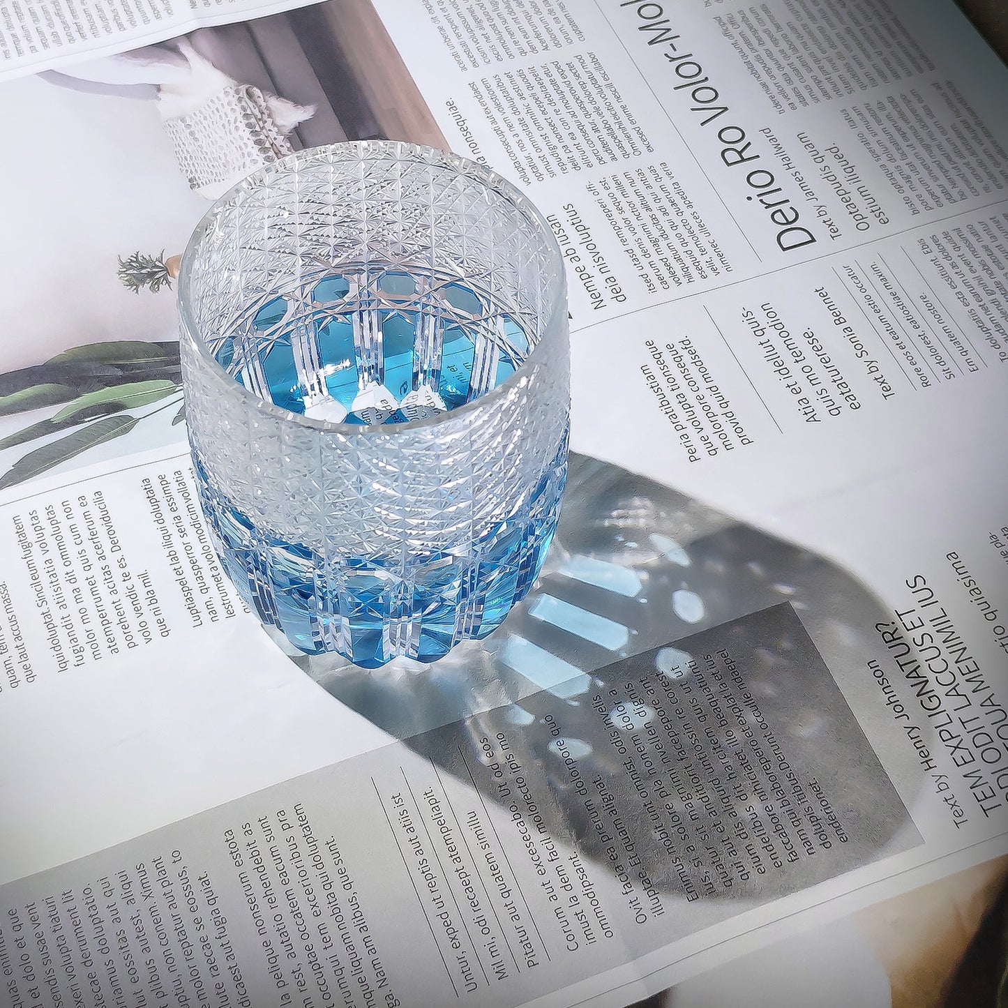Lumina Prism Faceted